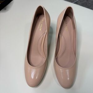 Cole Haan Grand Ambition/Grand 360 Nude Patent Leather Pumps Size 8.5 B